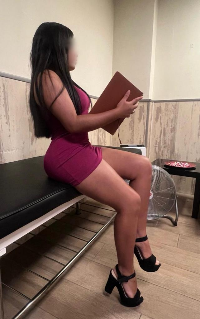 693519684: Chica busca chico en Valencia
