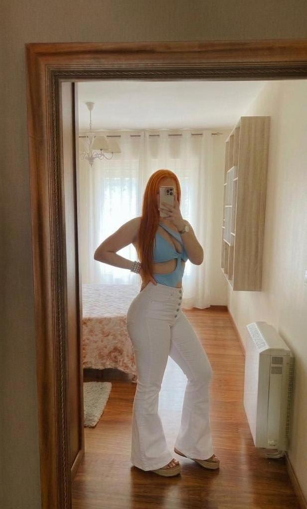 623780638: Chica busca chico en La Coruña