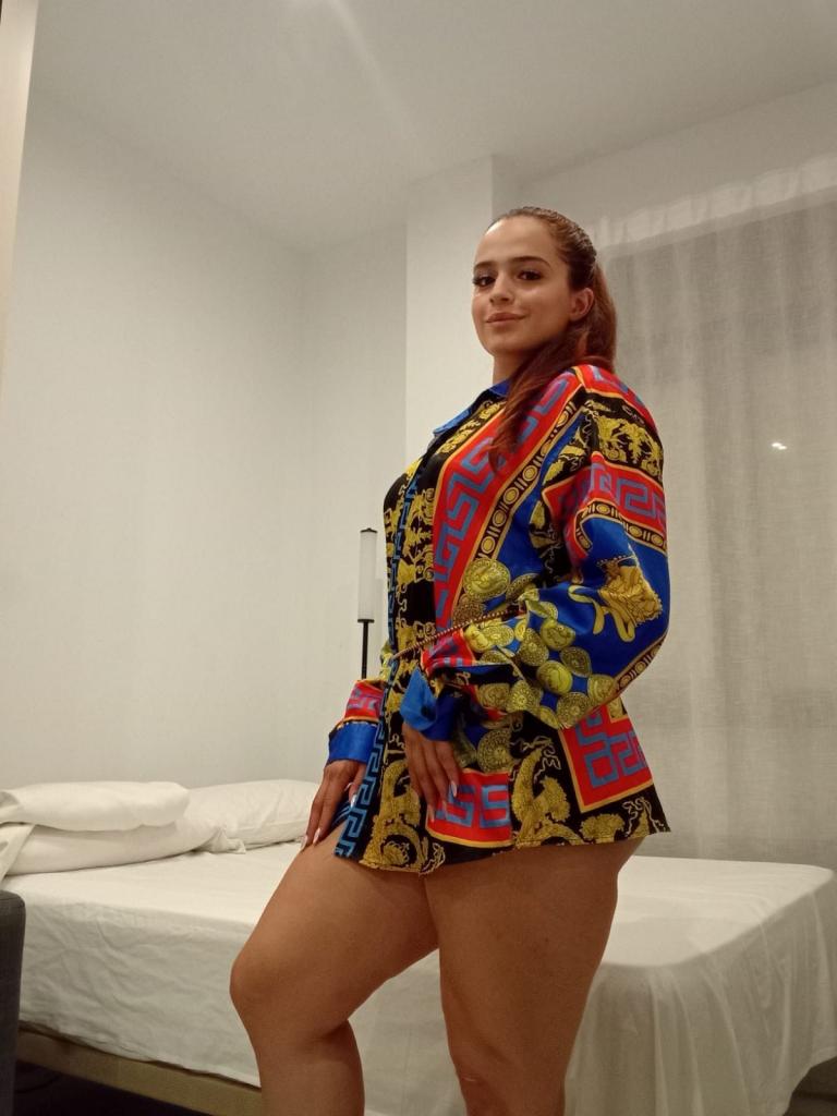 623238626: Chica busca chico en Sevilla