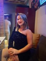 697624169: Chica busca chico en Málaga