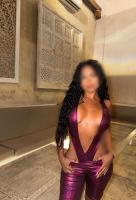 667590915: Chica busca chico en Barcelona