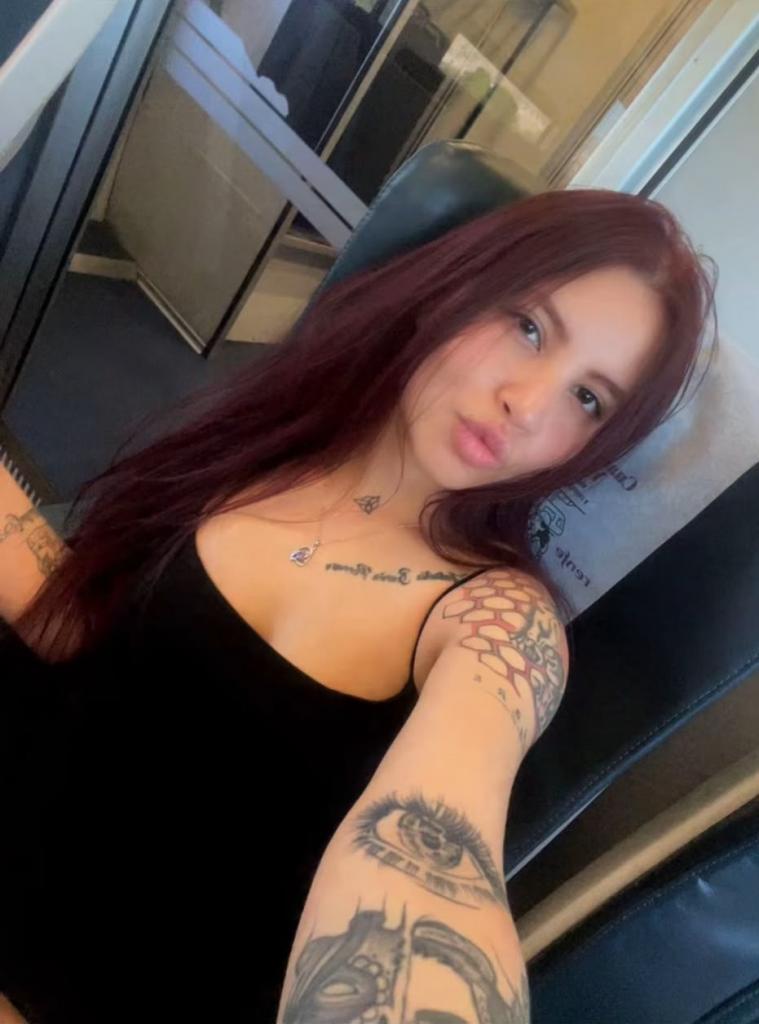 Chica busca chico en Málaga: Chica busca chico