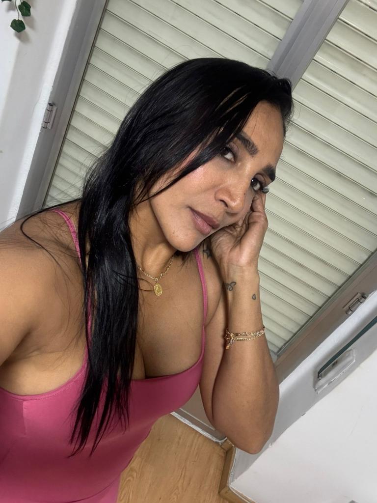 Chica busca chico en Sevilla: 