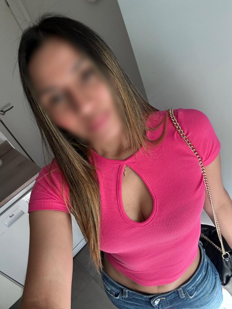 641816952: Chica busca chico en Zaragoza