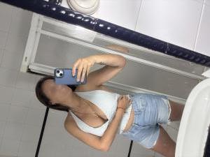 613962170: Chica busca chico en Orense