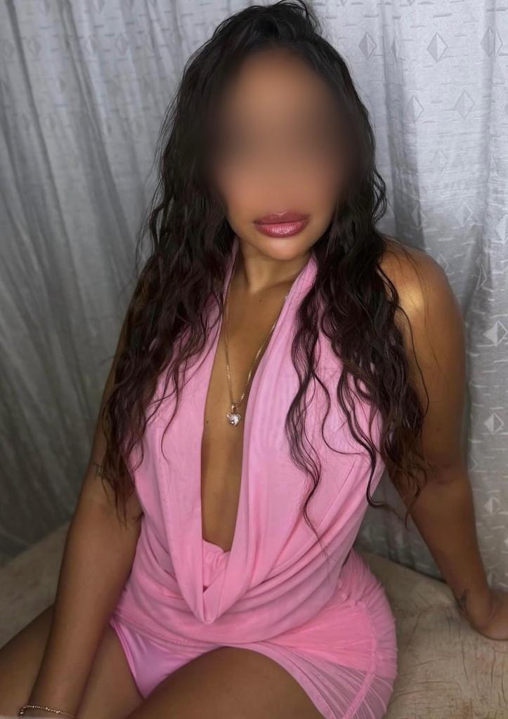 Chica busca chico en Cádiz: 
