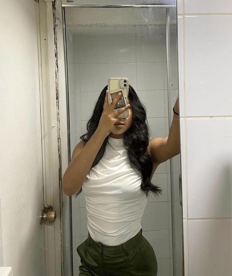 Chica busca chico en Barcelona: Chica busca chico