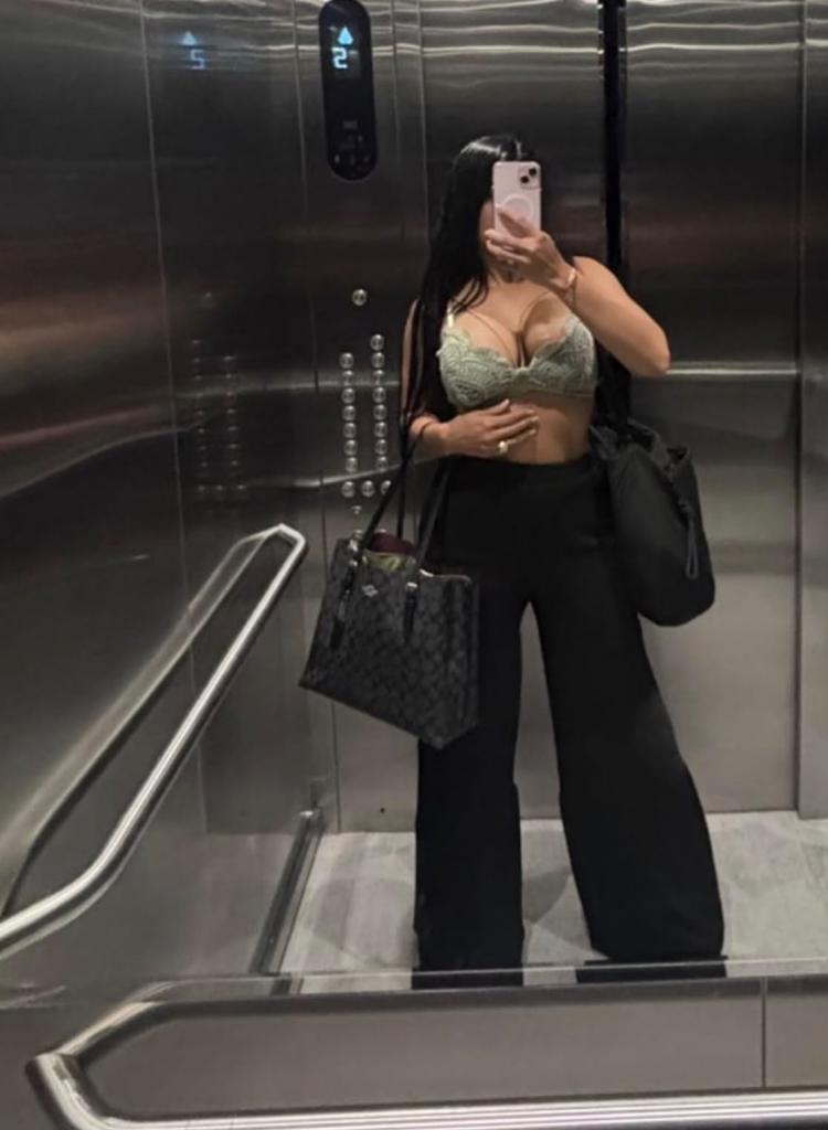 602128493: Chica busca chico en Almería