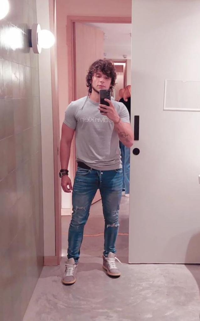 611239456: Chico busca chica en Valladolid