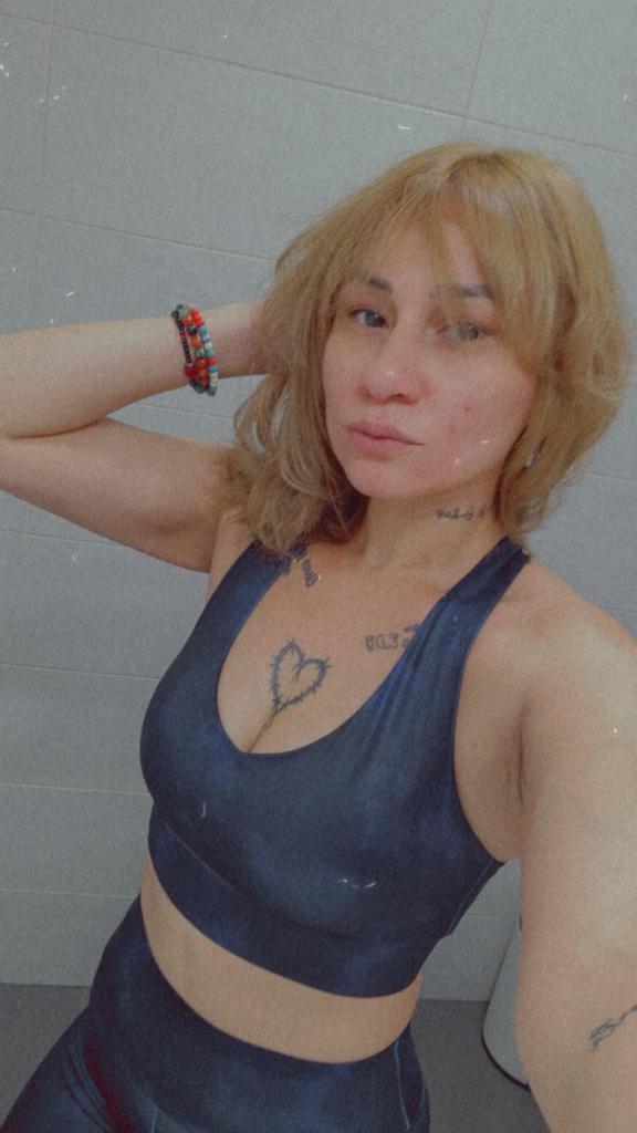 613320357: Chica busca chico en Murcia