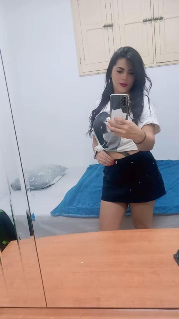 643914472: Chica busca chico en Las Palmas