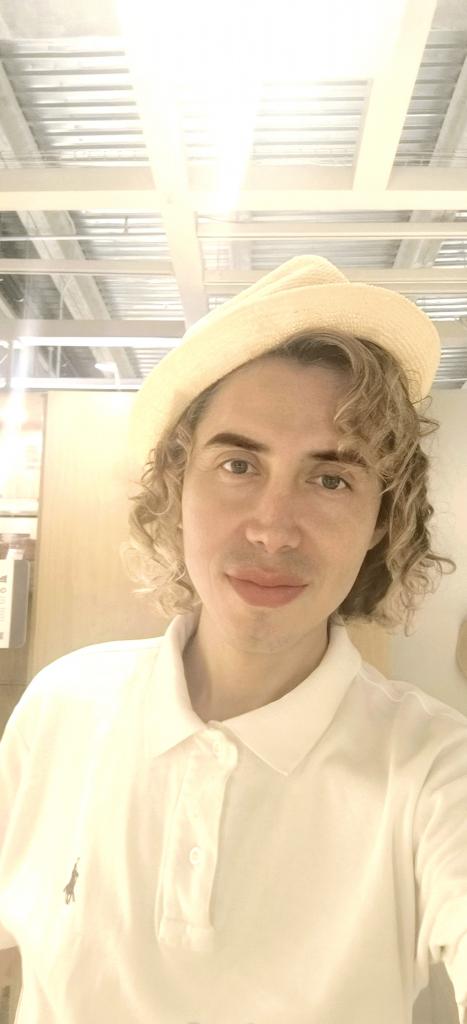 645177437: Chico busca chica en Madrid