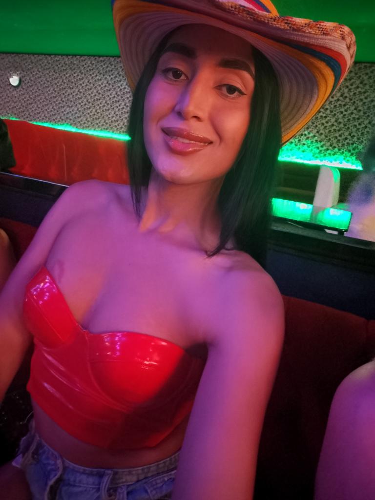 631102627: Transexual en Valladolid
