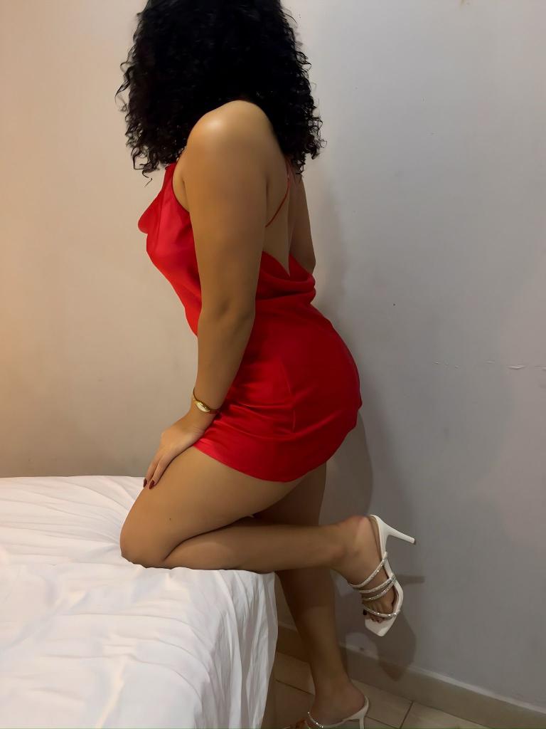 Chica busca chico en Cádiz: 