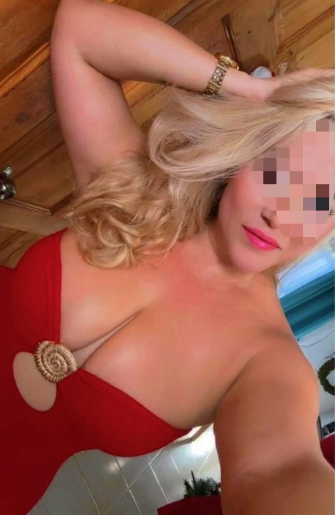 Chica busca chico en Almería: 