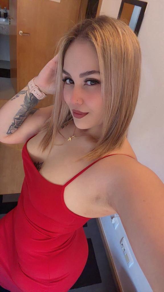 627978798: Chica busca chico en Barcelona
