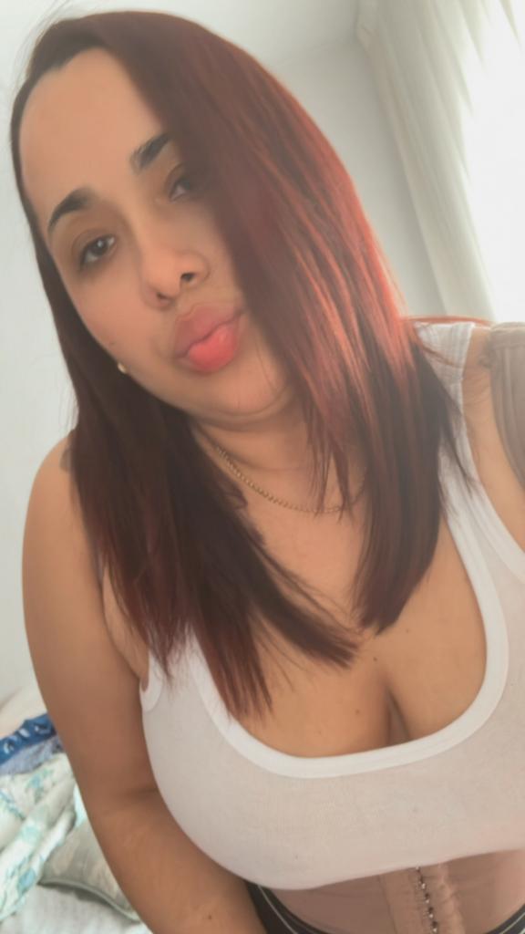 685965085: Chica busca chico en Madrid