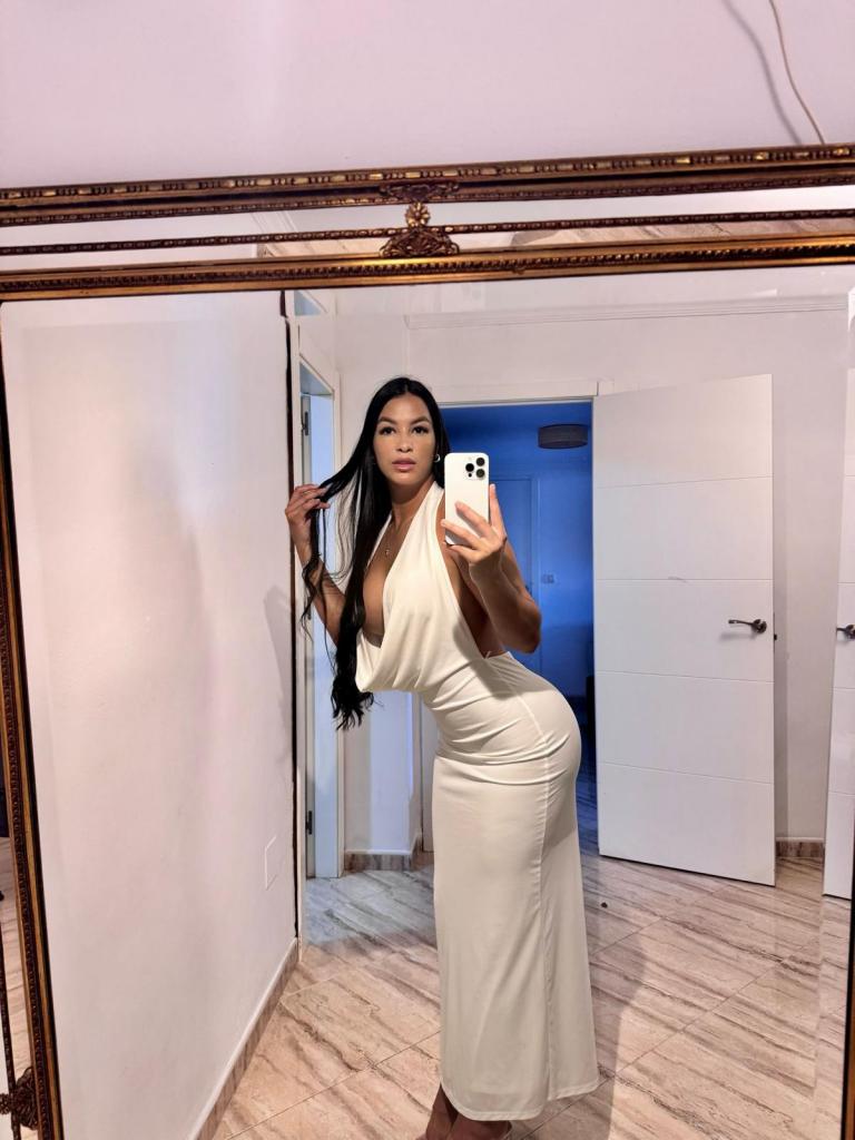 658211928: Chica busca chico en Murcia