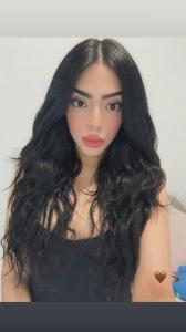 663053622: Chica busca chico en Barcelona