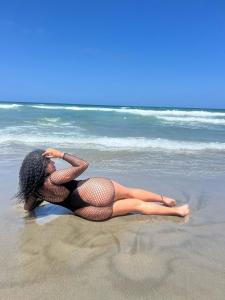 633376408: Chica busca chico en Tenerife