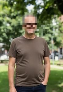 642475307: Chico busca chica en Cantabria