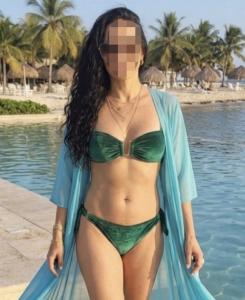 651544127: Chica busca chico en Lugo