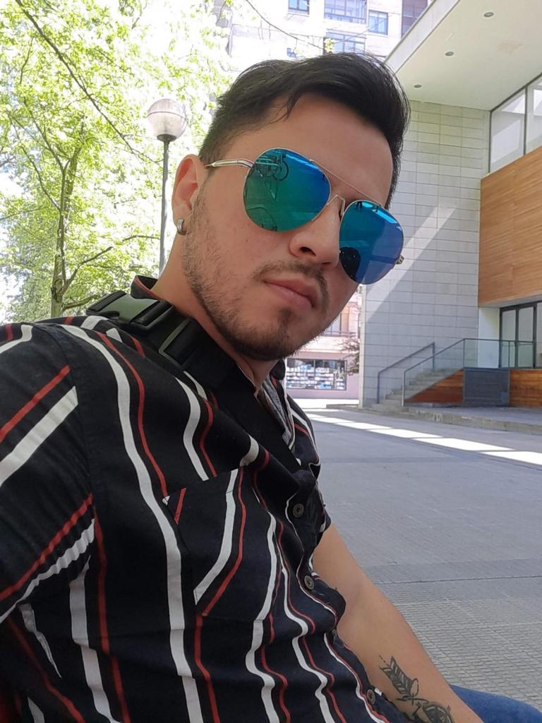 642617272: Chico busca chica en Lérida