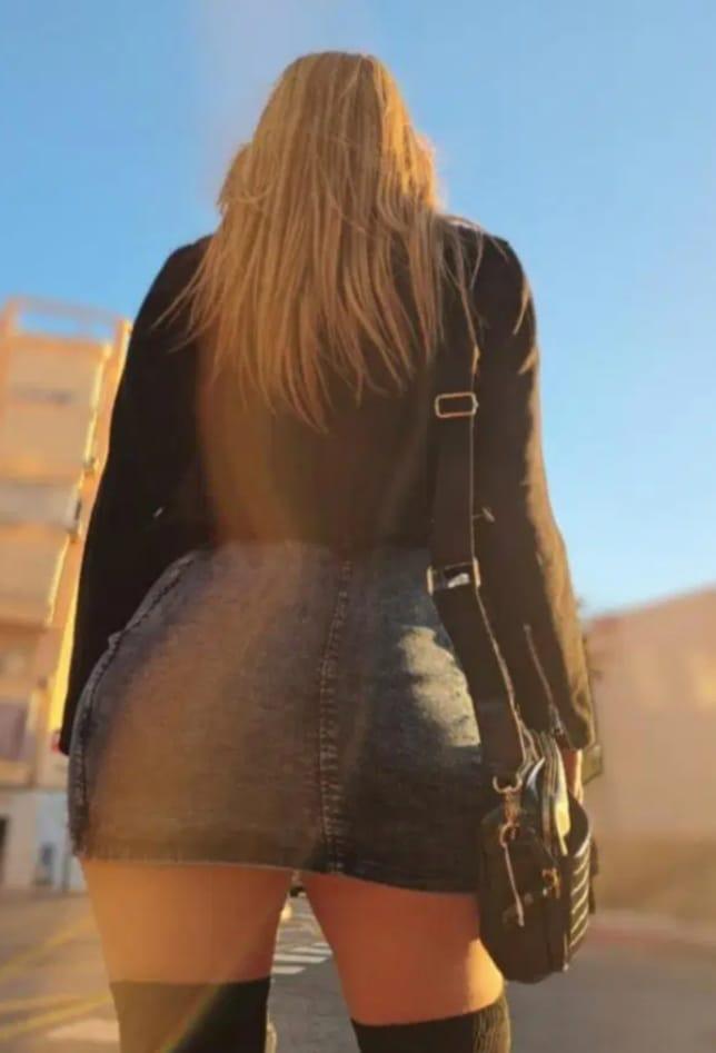 Chica busca chico en Cádiz: 
