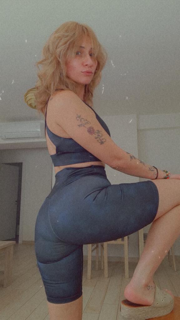 613320357: Chica busca chico en Murcia