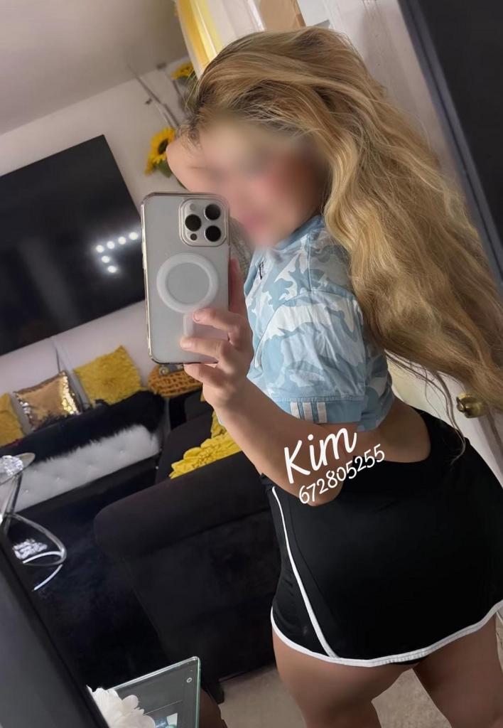 Chica busca chico en Tenerife: 