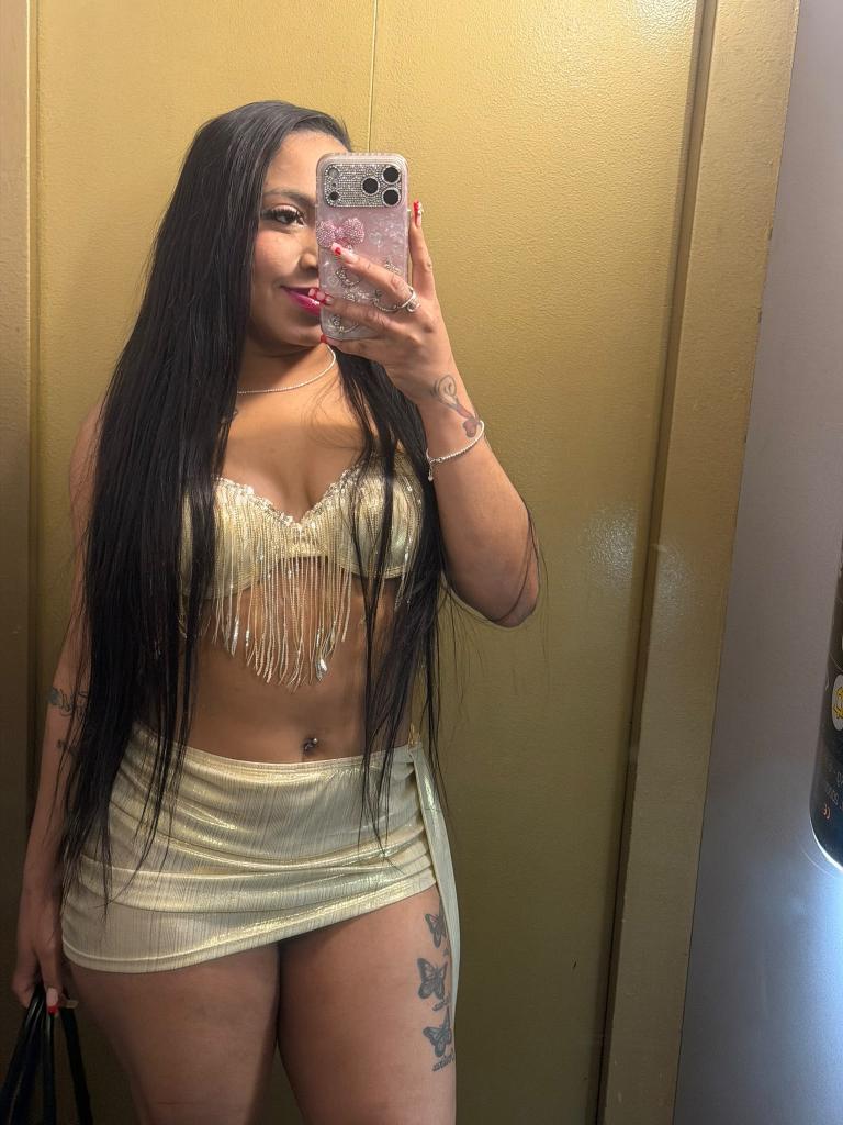 742053470: Chica busca chico en Valencia