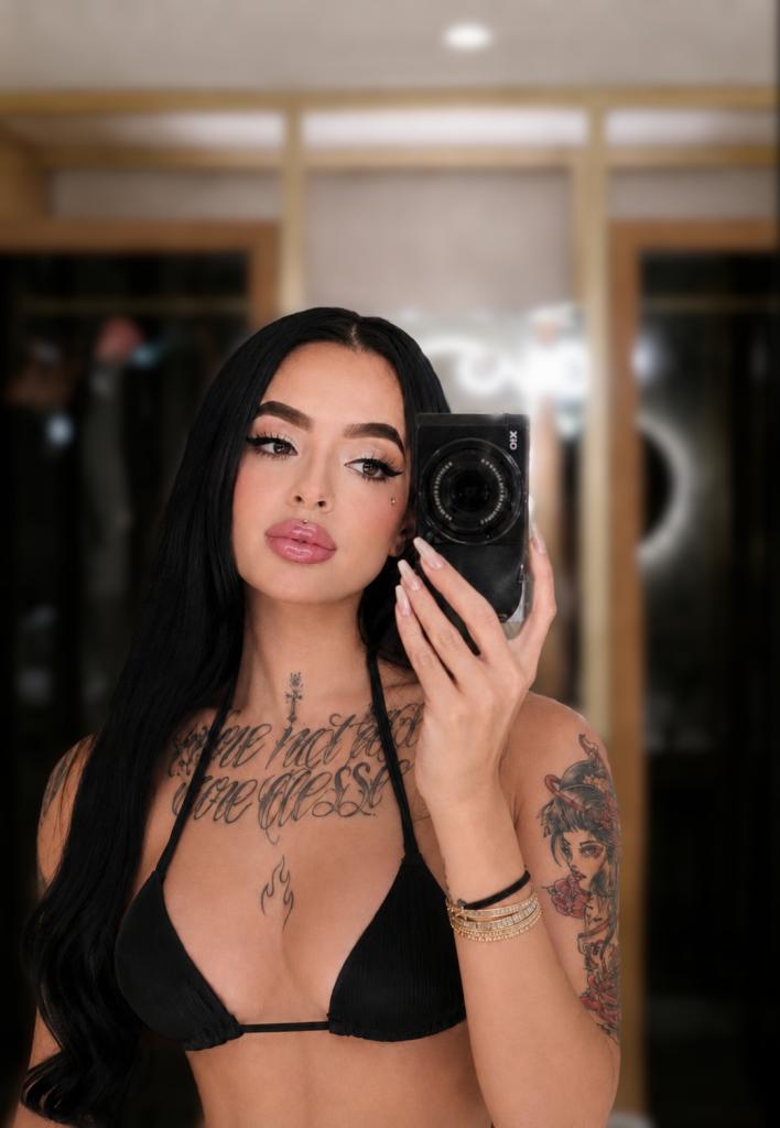 Chica busca chico en Málaga: Chica busca chico