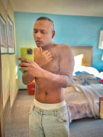 600878069: Chico busca chica en Madrid