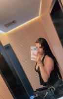 642417334: Chica busca chico en Sevilla