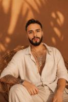 745086075: Chico busca chica en Madrid