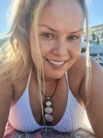 605656619: Chica busca chico en Sevilla