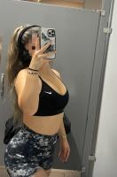 613773485: Chica busca chico en Gerona