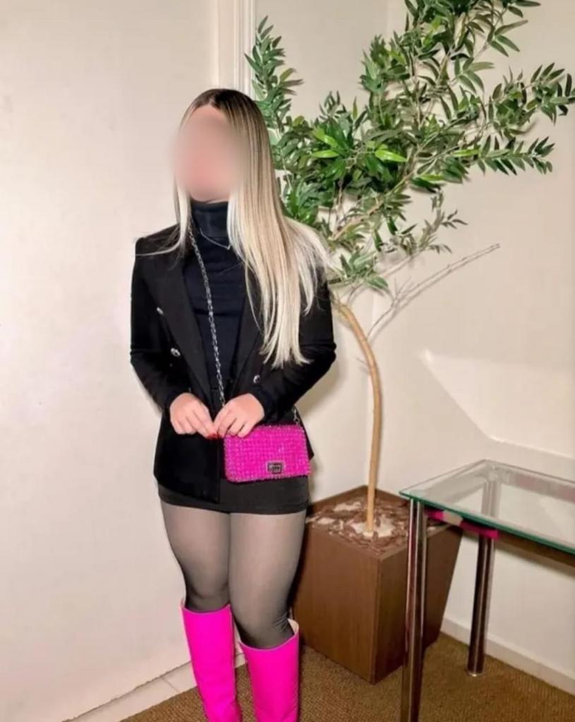 611274794: Chica busca chico en León