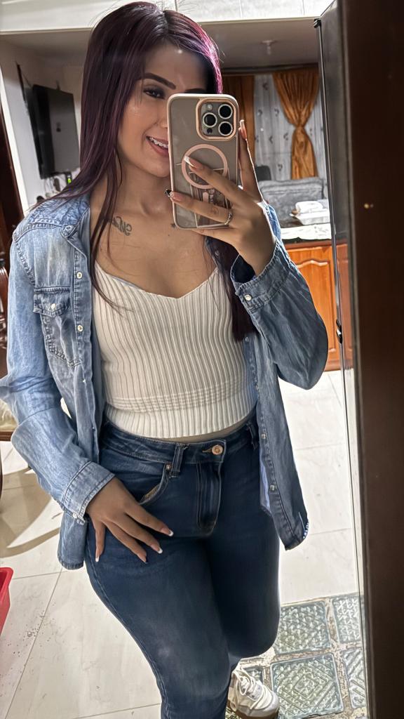 654429331: Chica busca chico en Madrid