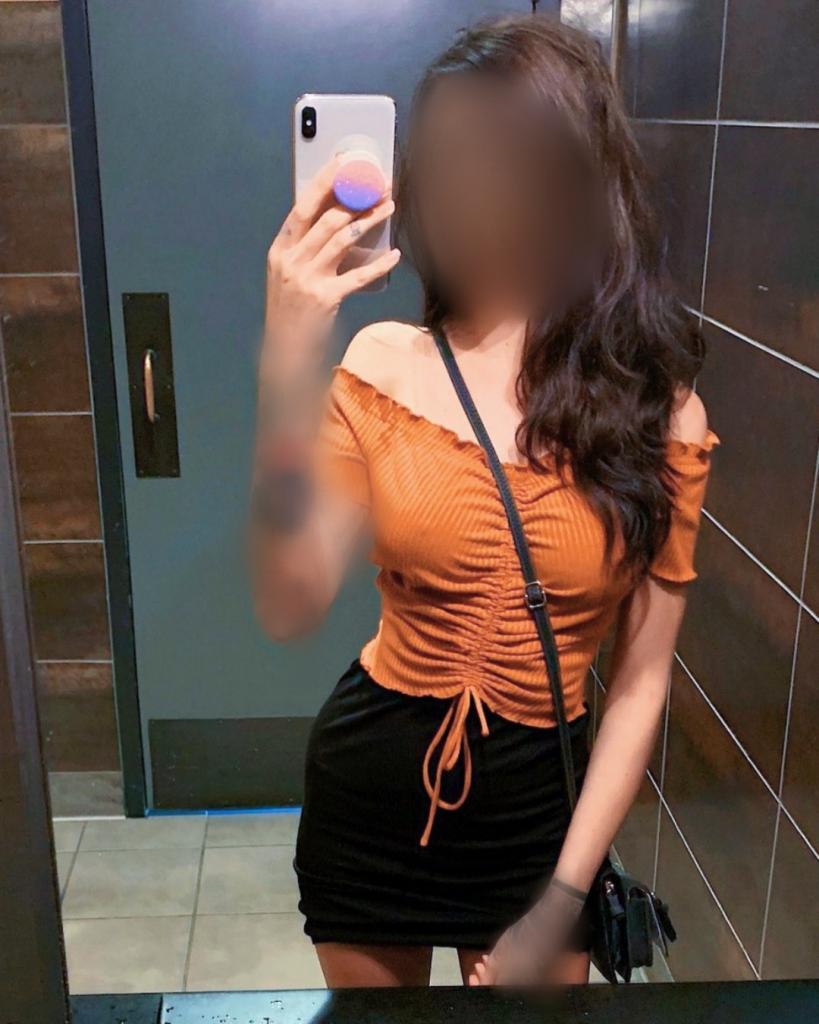 610781540: Chica busca chico en Málaga