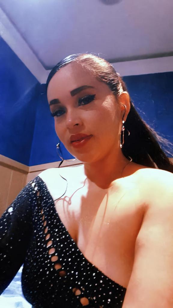 613105056: Chica busca chico en Pontevedra