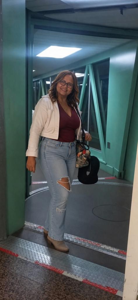 611214295: Chica busca chico en Badajoz
