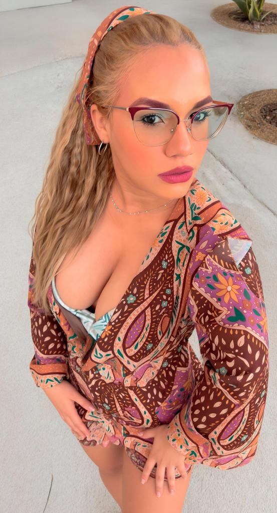 641863290: Chica busca chico en Tarragona