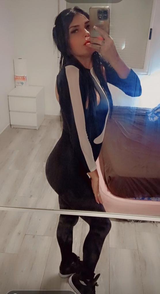 642514607: Chica busca chico en Cádiz