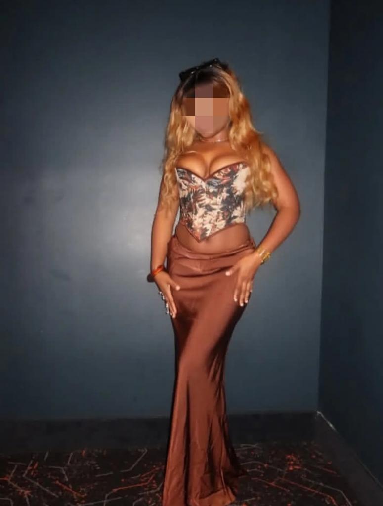 Chica busca chico en Lérida: 