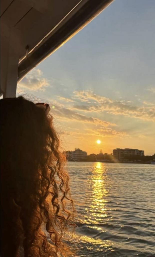 Chica busca chico en Cádiz: 
