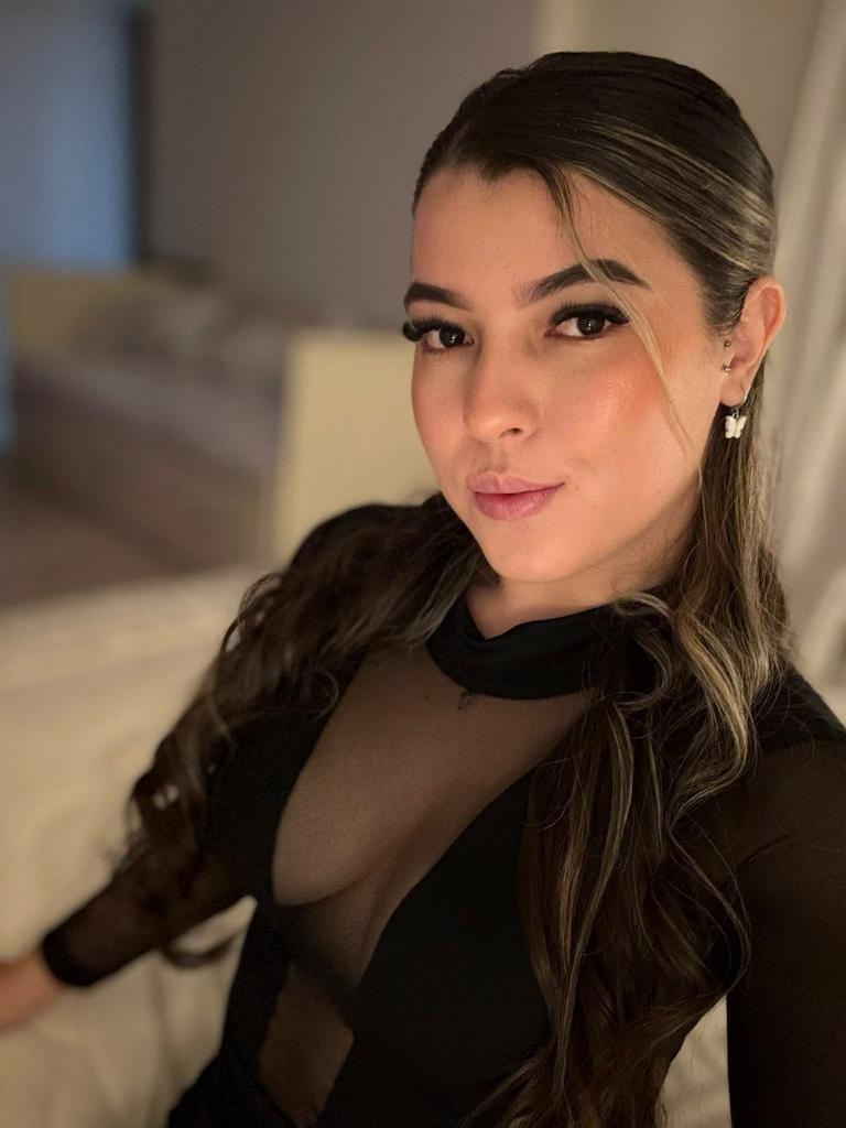 Chica busca chico en Málaga: Chica busca chico