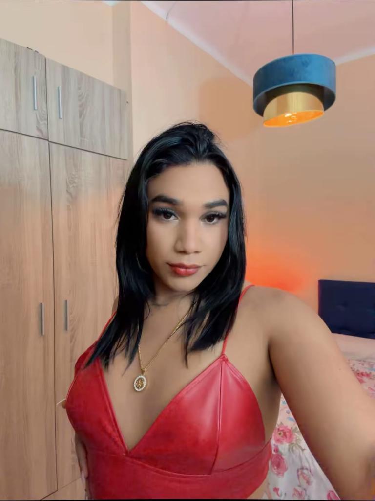632272918: Travesti en Sevilla