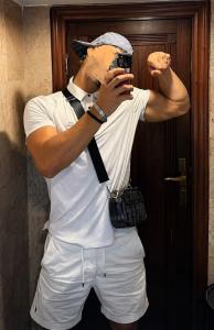 614473358: Chico busca chica en Madrid