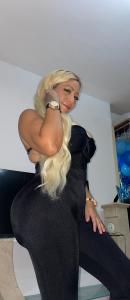 613264595: Chica busca chico en Málaga